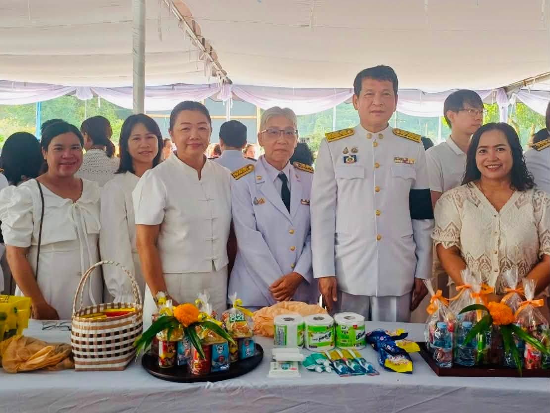 พช.ระนอง ร่วมพิธีทำบุญตักบาตรและปล่อยพันธุ์สัตว์น้ำ ถวายเป็นพระราชกุศลฯ เนื่องในวันแม่แห่งชาติ 12 สิงหาคม 2569